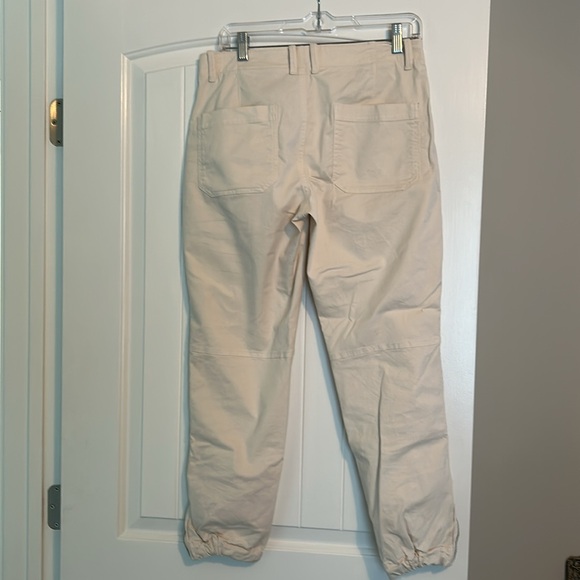 EUC Banana Republic slim cut utility pants cream size 4 - Picture 6 of 6